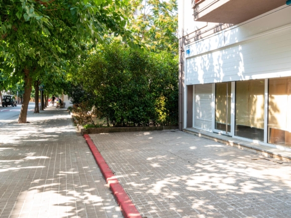 Local recien Reformado de 80 m² en pleno centro de Figaró – Ideal negocio o inversión