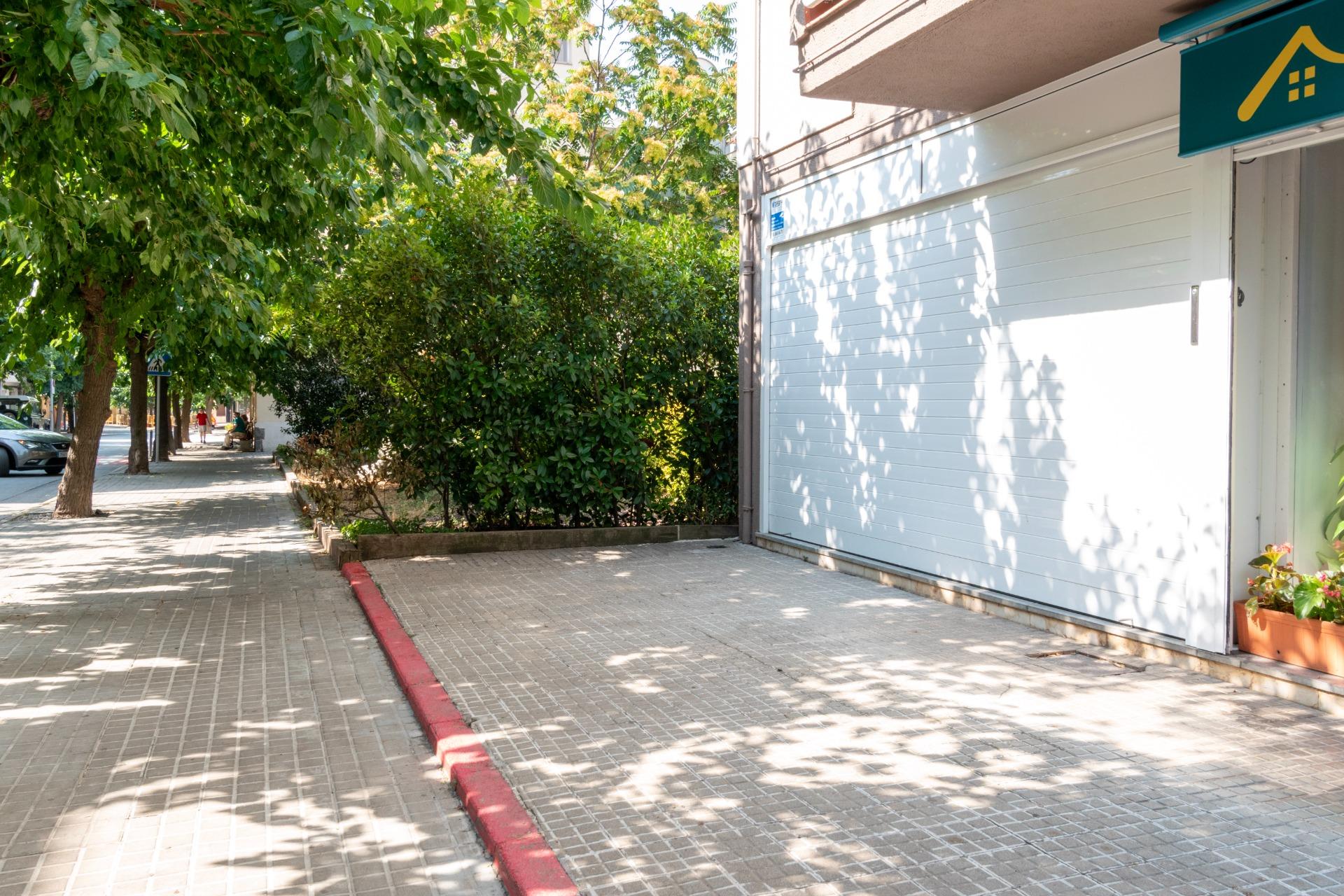 Local recien Reformado de 80 m² en pleno centro de Figaró – Ideal negocio o inversión