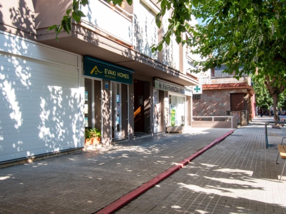 Local recien Reformado de 80 m² en pleno centro de Figaró – Ideal negocio o inversión