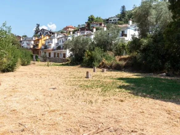 ¡Gran oportunidad para  Constructores o Inversores en C. Mayor de  El Figaró!
