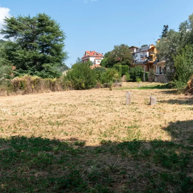 ¡Gran oportunidad para  Constructores o Inversores en C. Mayor de  El Figaró!