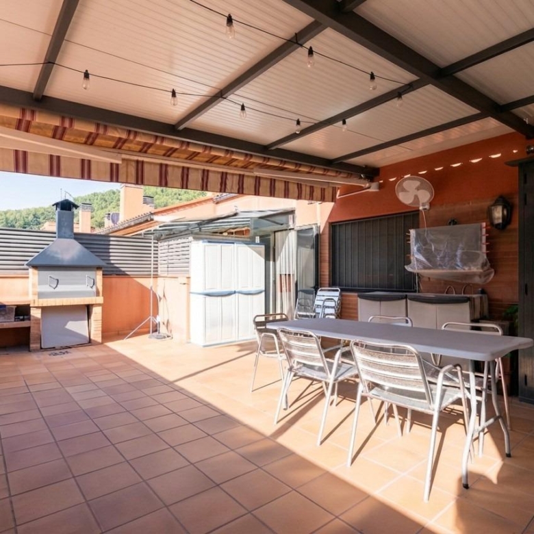 Ático en venta con Terraza de 36 Mts. Ascesor y Parquing